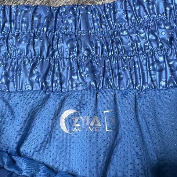Zyia Active High Rise Bomber Shorts in Blue Bubble Size XL - Picture 6 of 11